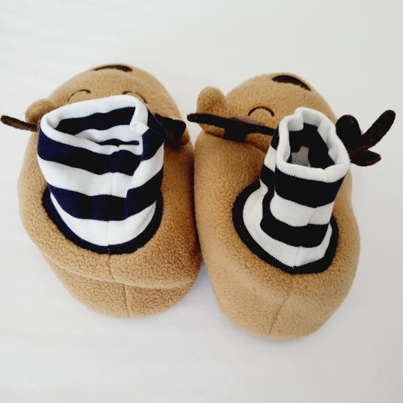 3/$25 Gymboree plush reindeer slippers size 6-12M - Picture 2 of 3